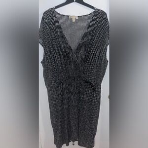 Michael Kors  Black and White Check Pattern Women's 3X